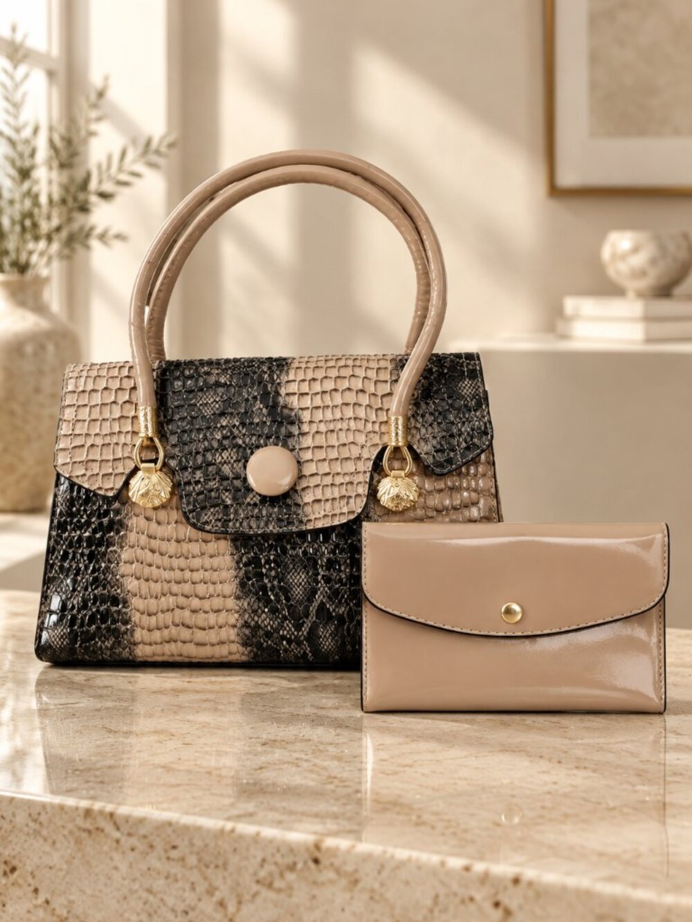 Fashion 2 Piece Handbag and matching Pouch Set
